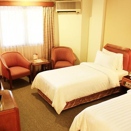 Hotel Imperium Bandung Extérieur photo