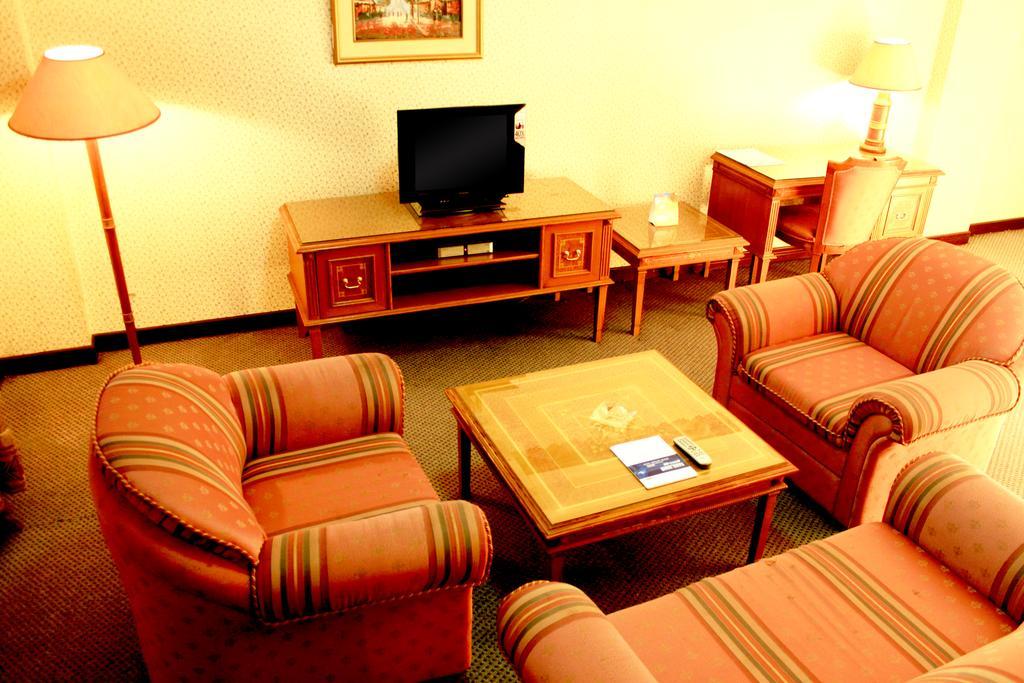 Hotel Imperium Bandung Extérieur photo