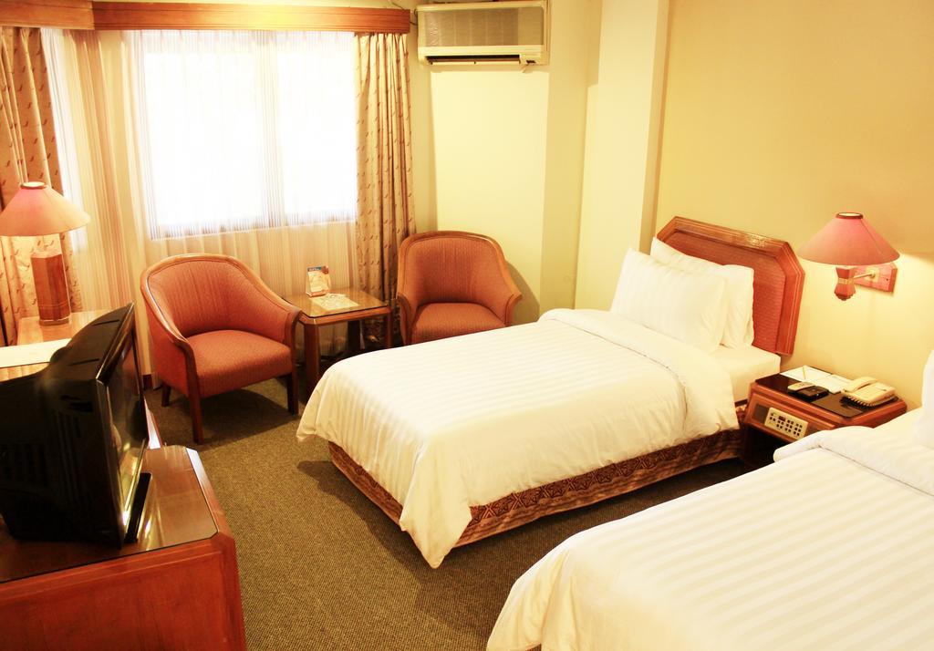 Hotel Imperium Bandung Extérieur photo