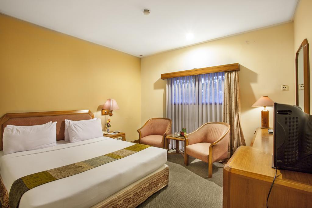 Hotel Imperium Bandung Extérieur photo