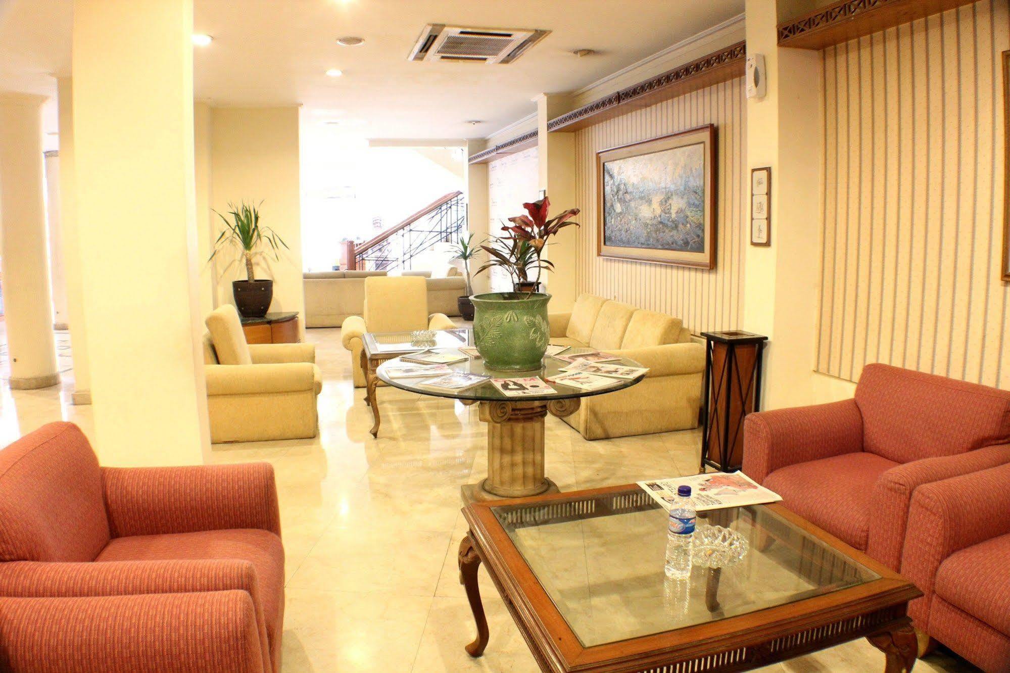 Hotel Imperium Bandung Extérieur photo