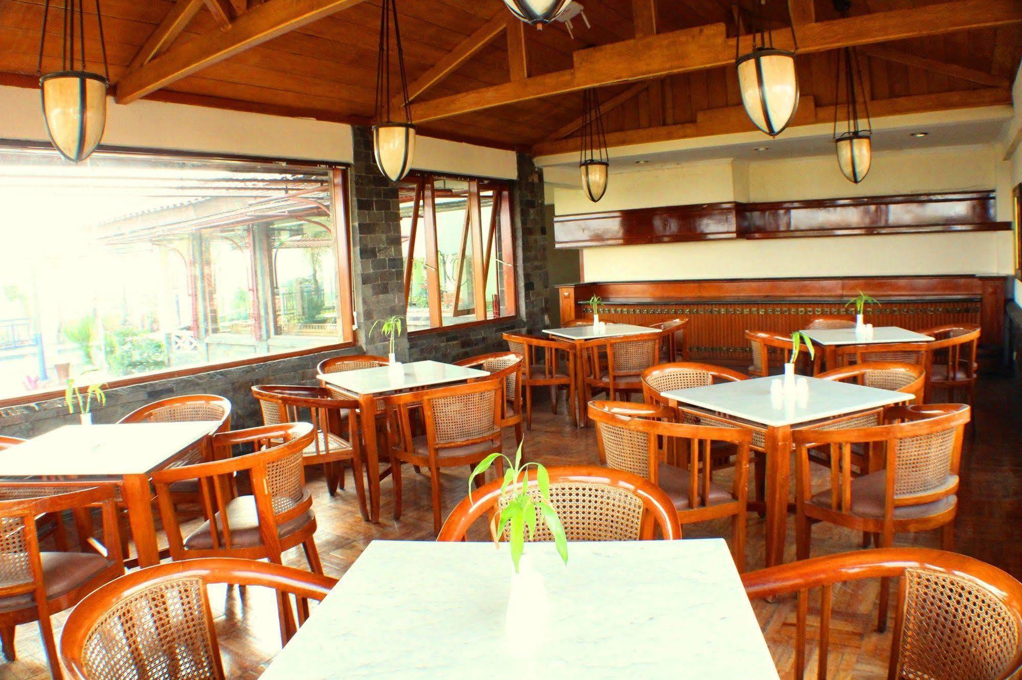 Hotel Imperium Bandung Extérieur photo