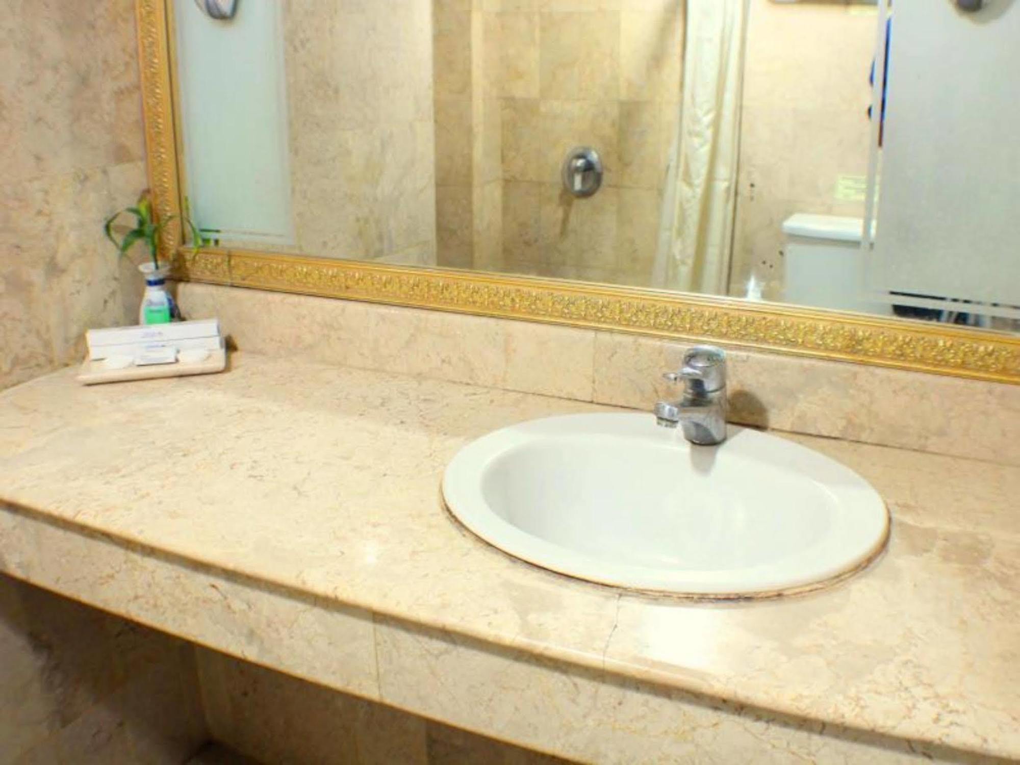 Hotel Imperium Bandung Extérieur photo